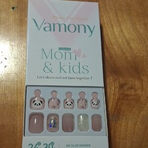 Vamony Mom and Kids Press On Nails